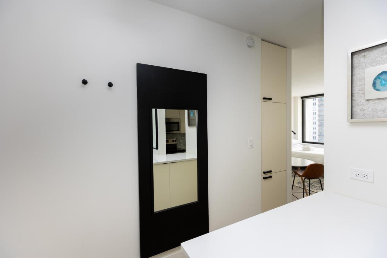 21 East - Chic Dt Apts With Rooftop By Zencity Chicago Exterior photo