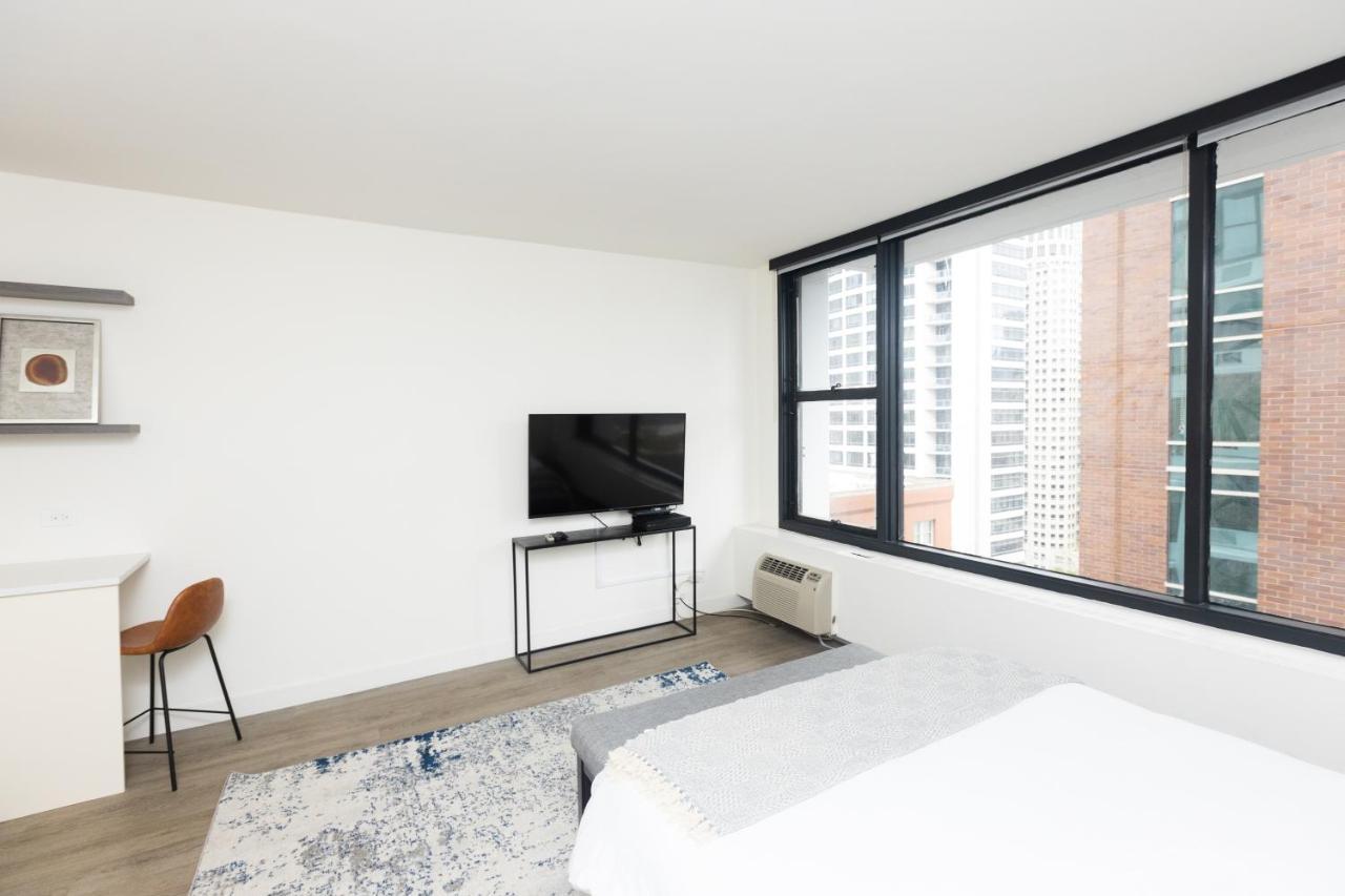 21 East - Chic Dt Apts With Rooftop By Zencity Chicago Exterior photo