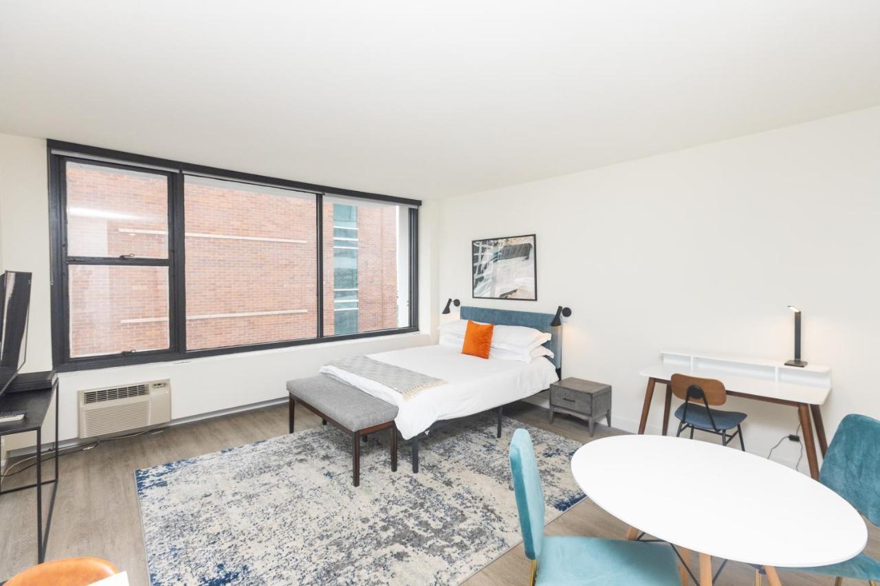 21 East - Chic Dt Apts With Rooftop By Zencity Chicago Exterior photo